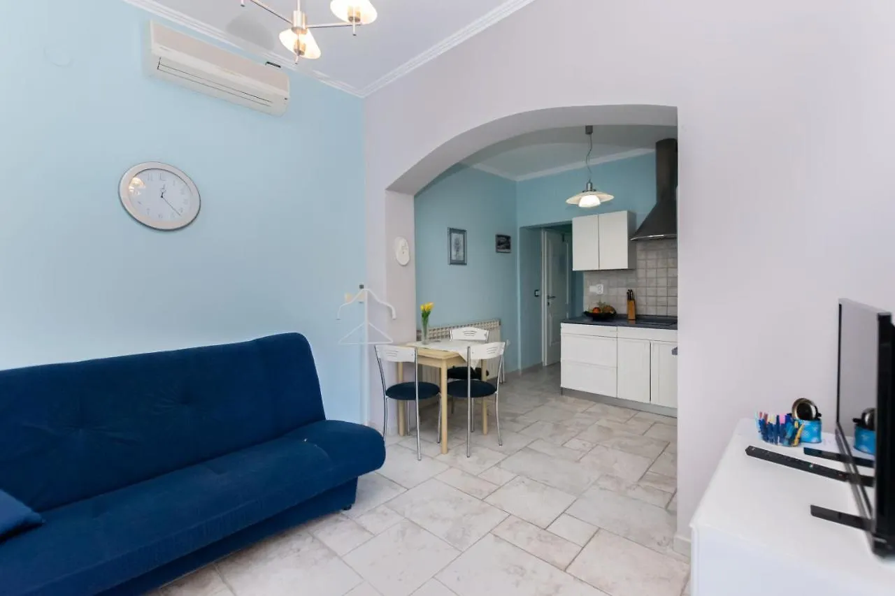 Apartments Rada I Stanislav Barbat na Rabu